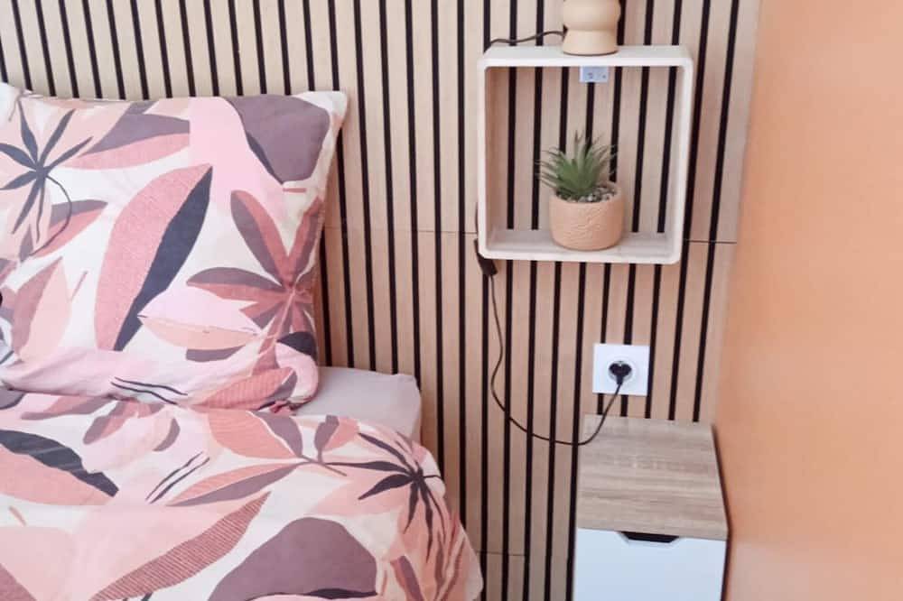 Apartamento entero, Studio L'with terrace in Oyonnax, Nantua