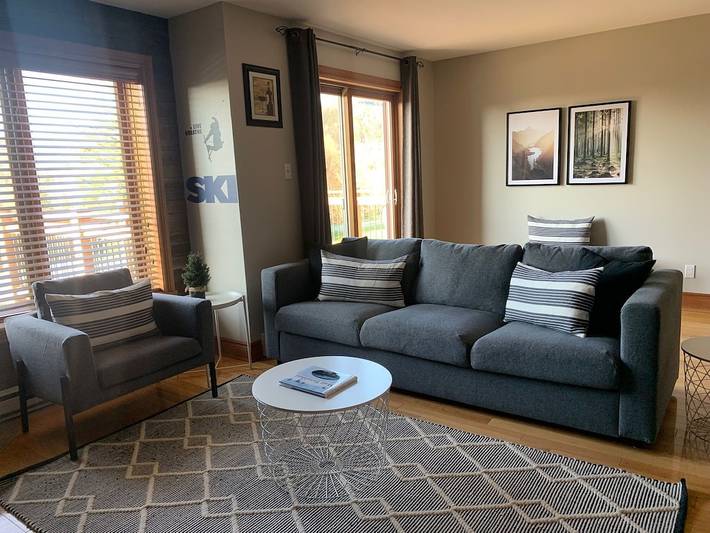 Location de vacances pour 8 personnes, avec jacuzzi ainsi que jardin et terrasse dans Mont-Tremblant - 3