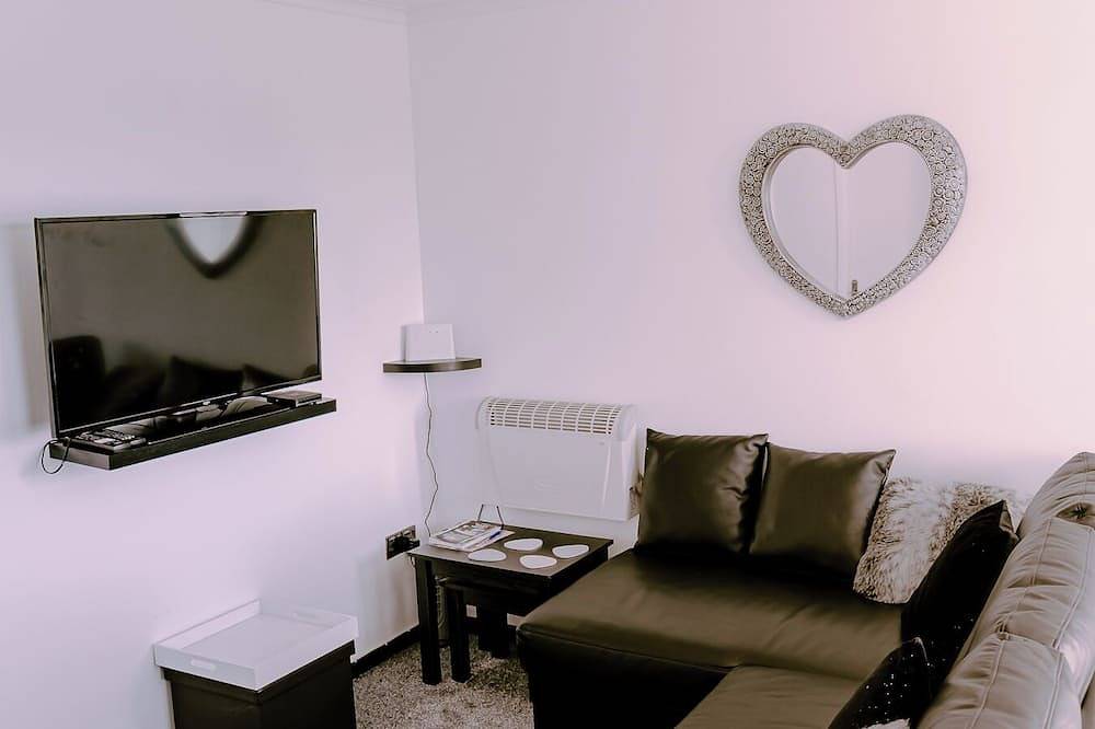 **Sleeps 12-14** Premium Adjacent Chalets (x2)with dishwasher & washing machine in Hemsby, Great Yarmouth