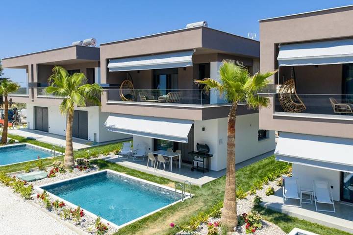 Apartamento de vacaciones para 6 personas, con terraza y piscina además de vistas y jardín, Se admiten mascotas - 1