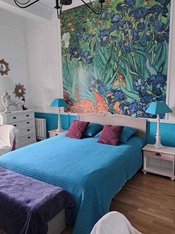 Appartement entier, One-Bedroom Apartment in Châtel-Guyon, Parc naturel régional des Volcans d'Auvergne