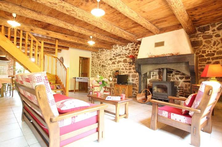 Gîte pour 6 personnes, avec jardin