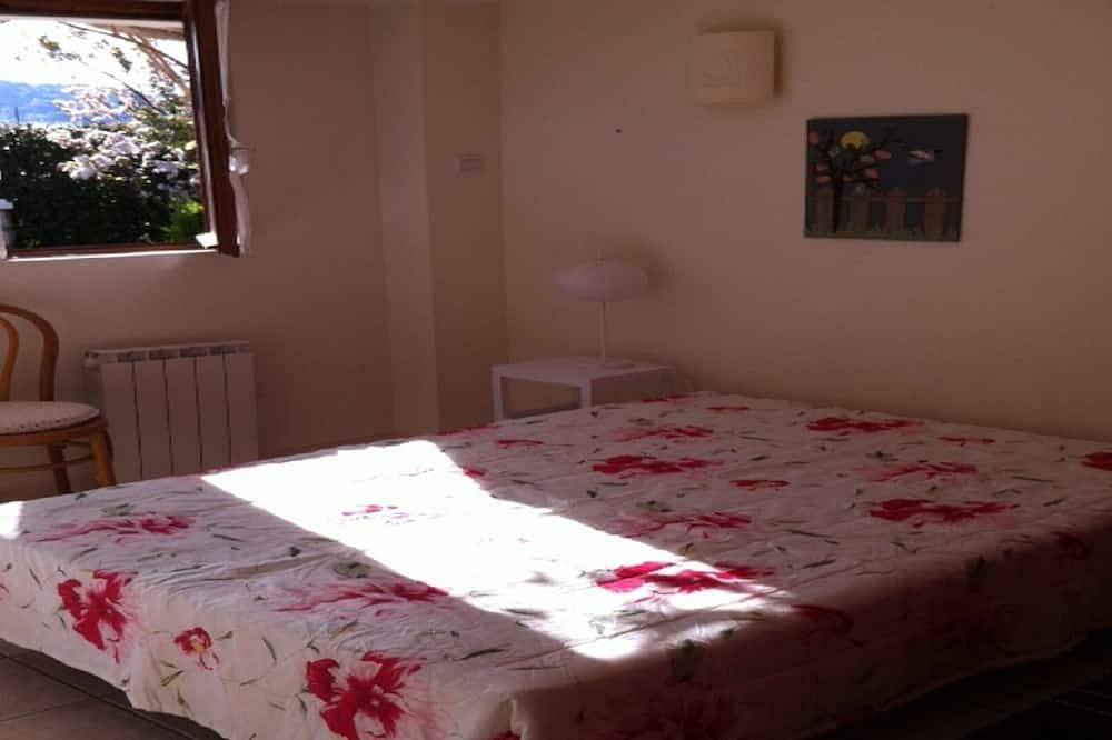 F3 Erdgeschoss einer Villa am See in Veyrier-du-Lac, Annecy und Umgebung