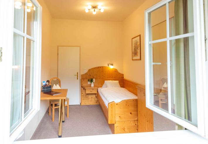Einbettzimmer mit Frühstück in Hohe Tauern, Obervellach