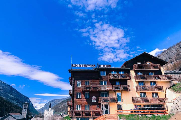 Ferienwohnung für 5 Personen, mit Terrasse und Ausblick, kinderfreundlich in Saas-Grund