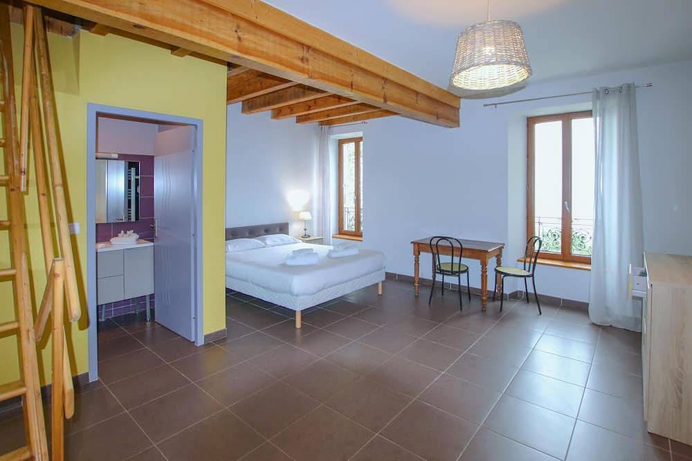 Impresionante casa en Privas con sauna in Privas