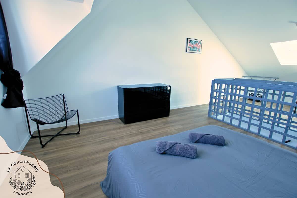 Ganze Wohnung, Chez Jean 2, hyper centre, wifi, 2 pers, Bollaert in Lens, Lens und Umgebung