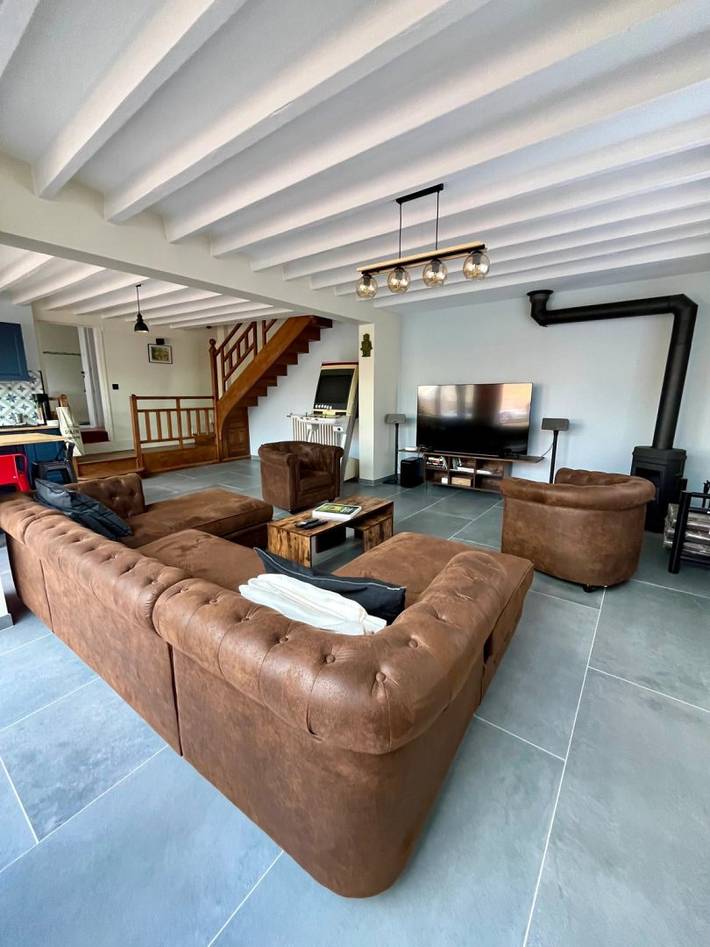 Gîte pour 8 personnes, avec terrasse ainsi que jardin et piscine à Brinon-sur-Sauldre - 3