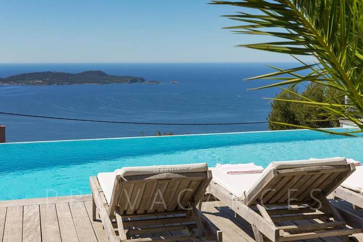 Villa pour 14 personnes, avec piscine et jardin à Carqueiranne - 4