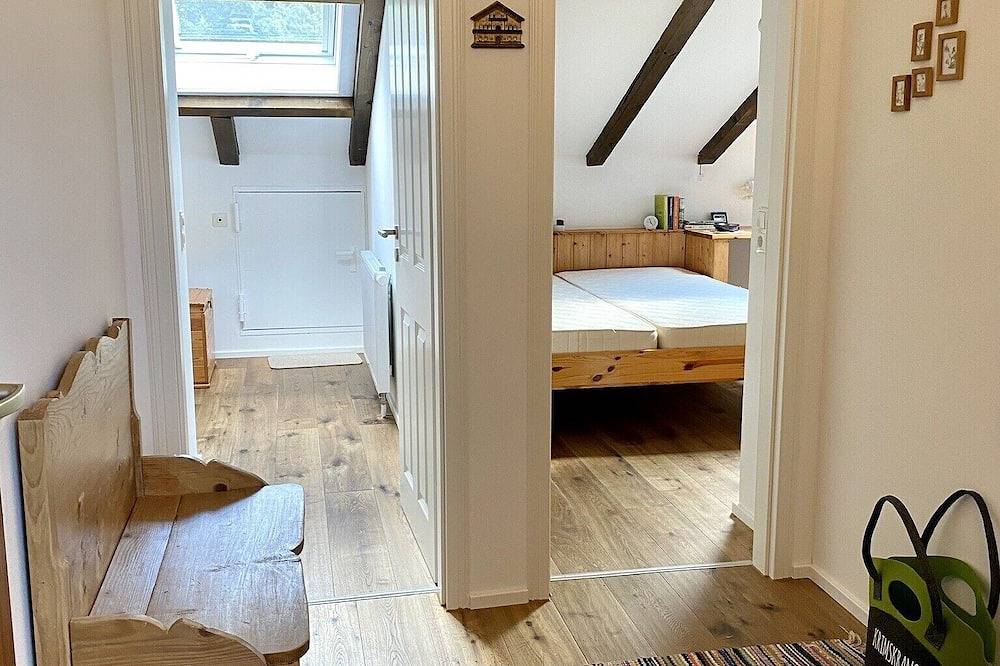Ganze Wohnung, Schlossblick - Gemütliche Dachwohnung in der Nähe des bayerischen Traumschlosses Neuschwanstein in Neuschwanstein, Schwangau