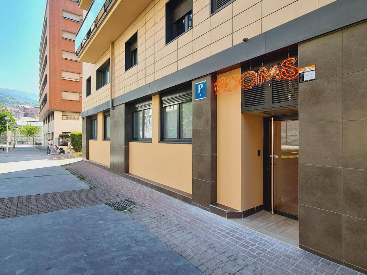 Bilbao Rooms Miribilla in Ibaiondo, Bilbao