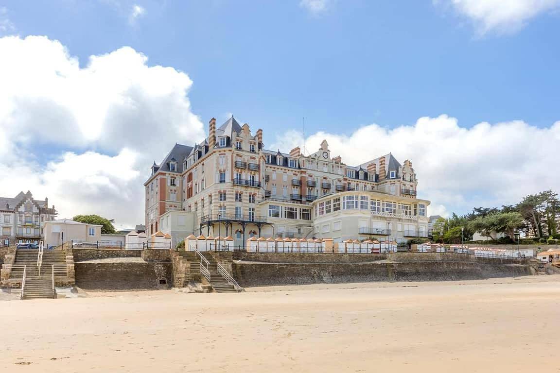Appartement entier, Effet Mer - Joli T2 - Vue mer - Parking in Saint-Lunaire, Région de Saint-Malo