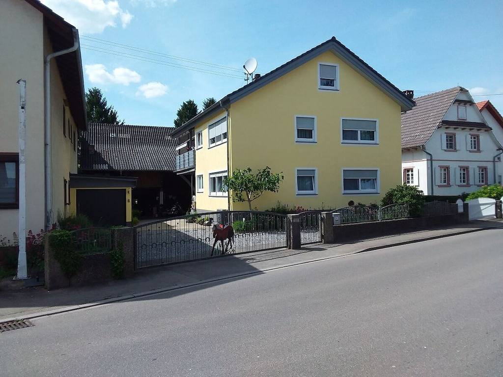 Ferienwohnung mit 1 Schlafzimmer in Ichenheim, Neuried