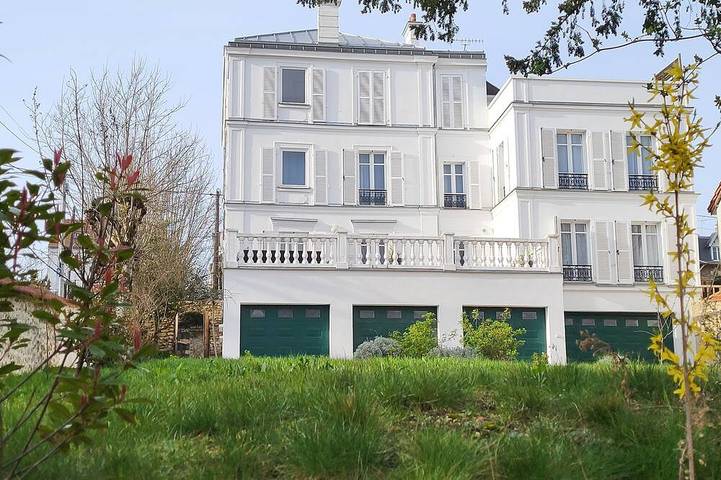 Ferienhaus für 15 Personen, mit Balkon und Garten - 1