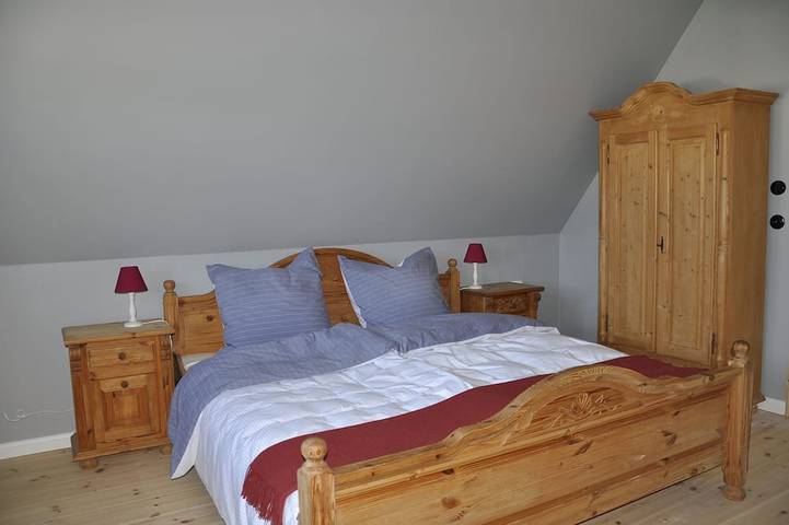 Ferienhaus für 4 Personen, mit Terrasse und Garten sowie Sauna in Glowe - 3