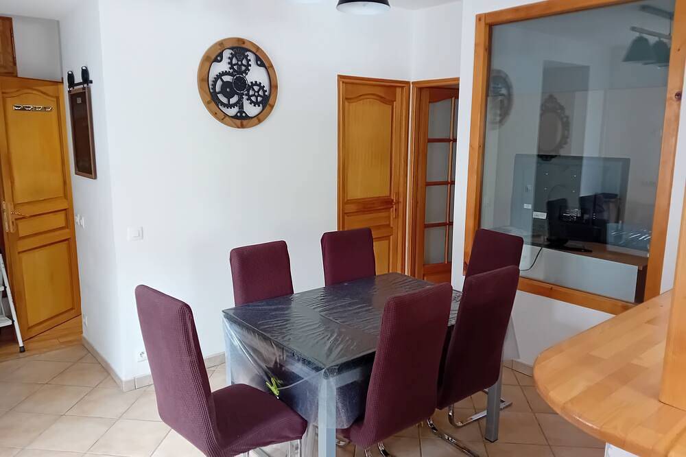 Entire apartment, Location Appartement 44m2 rdc in Allevard, Isère