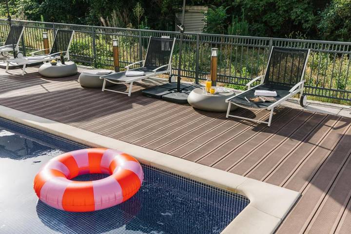 Hôtel pour 3 personnes, avec piscine et jardin