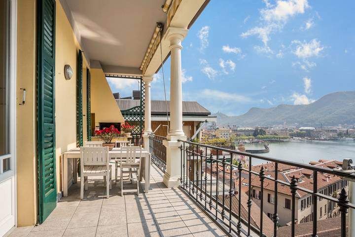 Appartement de vacances pour 4 personnes, avec vue sur le lac à Côme