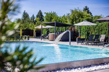 Hôtel pour 2 personnes, avec jardin et sauna ainsi que vue et piscine, animaux acceptés à Prague