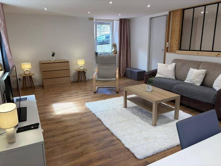 Gîte pour 4 personnes, avec vue, animaux acceptés à Morez - 2