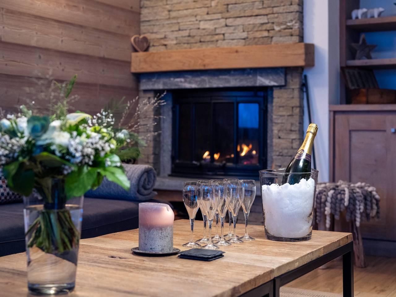 Familienchalet nahe Pisten und Geschäften, 4 Schlafzimmer, Haustiere erlaubt in Meribel Village, Courchevel