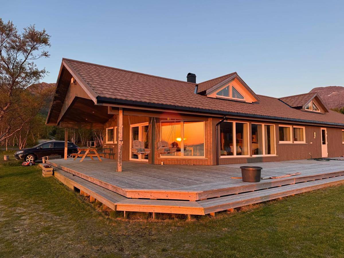 Villa - Beach Front in Bindal