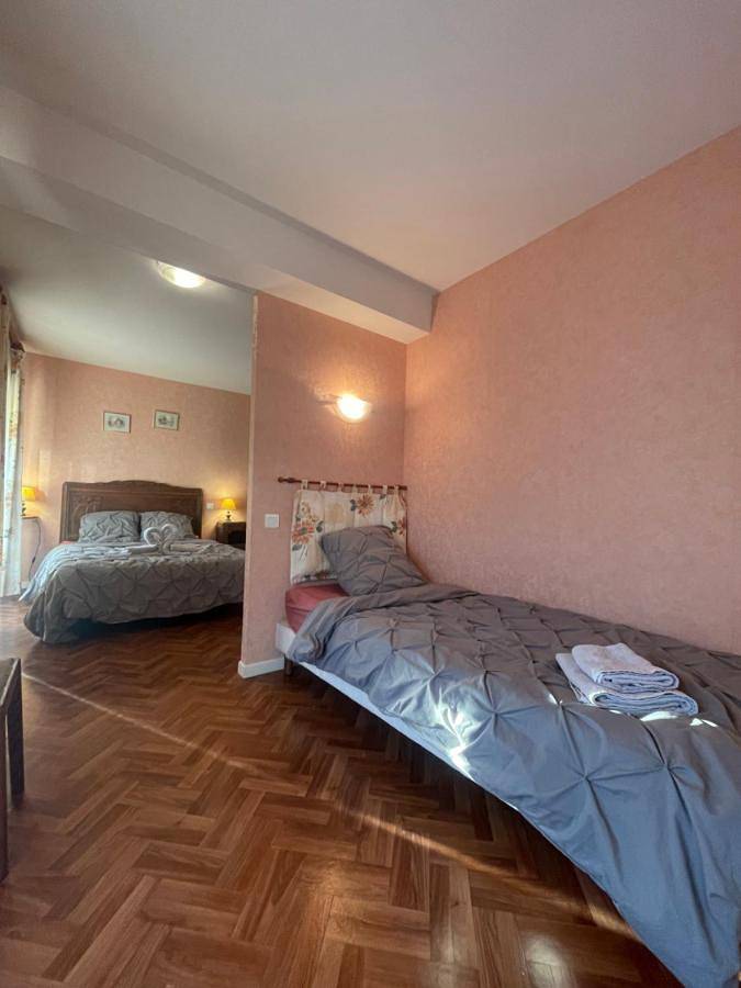 Location de vacances pour 2 personnes, avec terrasse et vue dans Chuffilly-Roche - 4