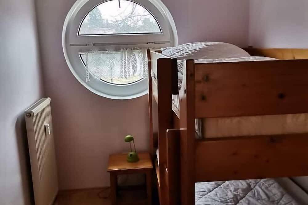 Ganze Wohnung, Komplett ausgestattetes Appartement ohne Eintritt ins Aqacur in Bad Kötzting, Ostbayern