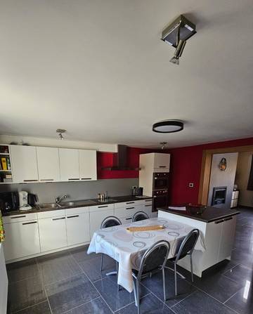 Chalet pour 4 Personnes dans Gué-d'Hossus, Parc naturel régional des Ardennes, Photo 4