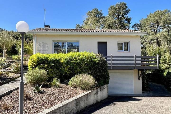 Location de vacances pour 4 personnes, avec jardin dans Maubuisson