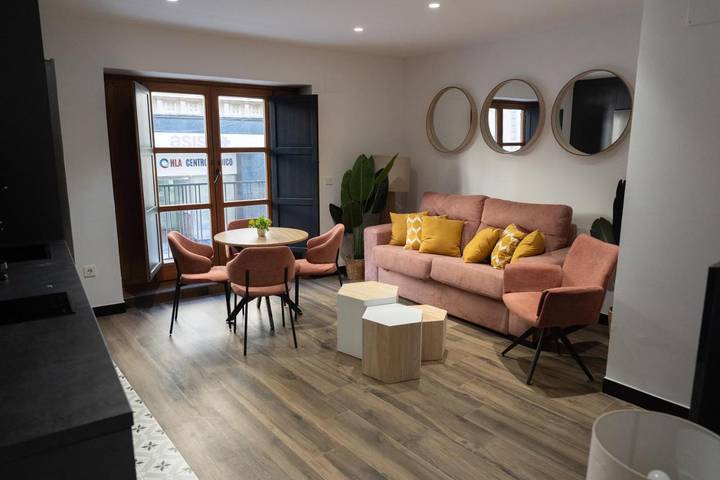 Apartamento de vacaciones para 3 personas, con vistas y balcón - 1