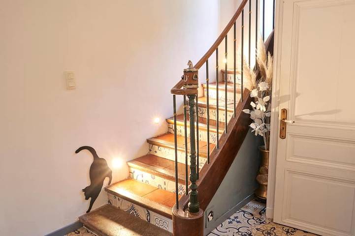 Gîte pour 8 personnes, avec jardin et terrasse, animaux acceptés à Carcassonne