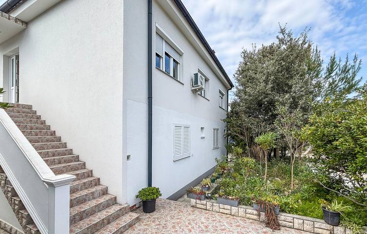 Appartement de vacances pour 4 personnes, avec vue ainsi que terrasse et jardin - 1