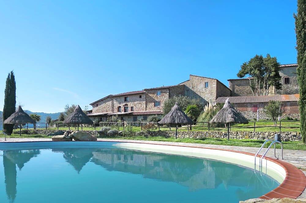 Ginestre 11 by Interhome in Monticiano, Chianti