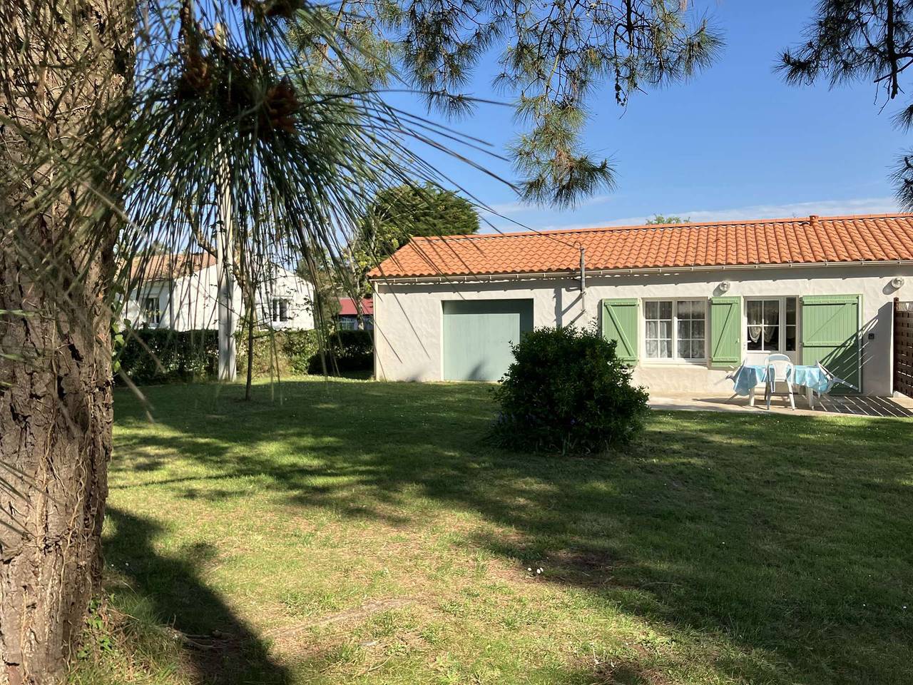 Entire studio, La Petite maison de pays - Saint Hilaire de Riez in Saint-Hilaire-de-Riez, Loire Valley