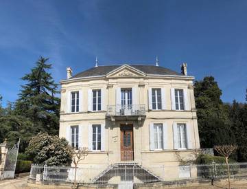 Maison d’hôte pour 2 personnes, avec piscine et jardin ainsi que jacuzzi et terrasse à Saint-Michel-de-Fronsac