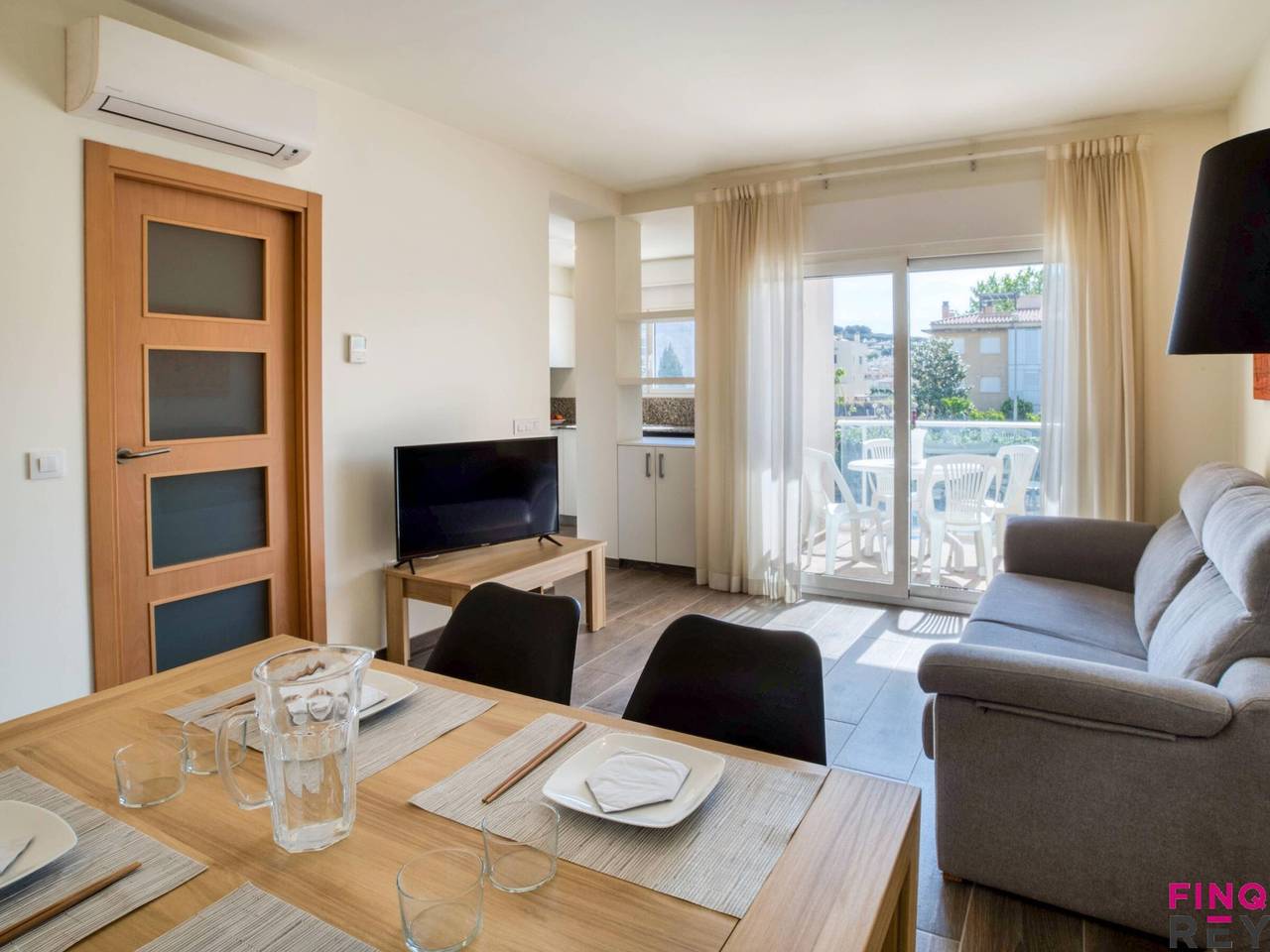 Ganze Wohnung, Zentrales S'agaró Apartment mit Parkplatz, 7 Gehminuten zum Strand in S'Agaró, Platja d'Aro