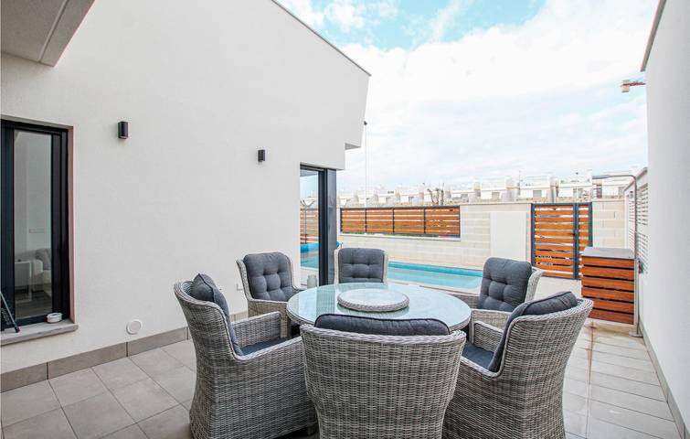 Ferienhaus für 6 Personen, mit Terrasse und Pool in Los Alcázares - 2