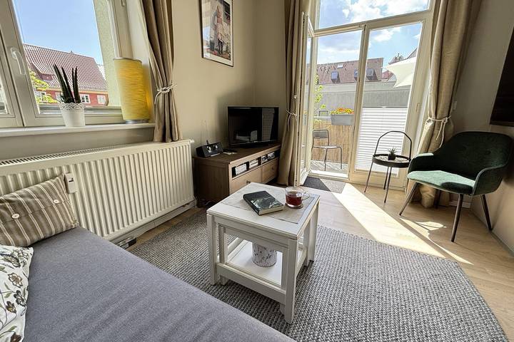 Ferienwohnung für 3 Personen, mit Balkon in Stralsund - 2