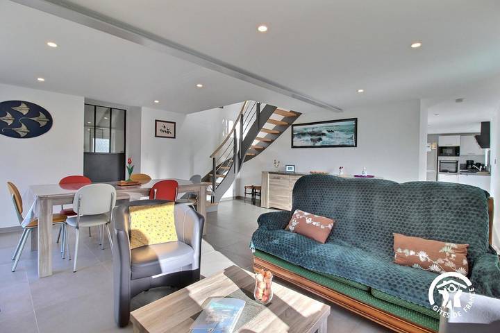 Gîte pour 6 personnes, avec jardin et terrasse à Férel - 2