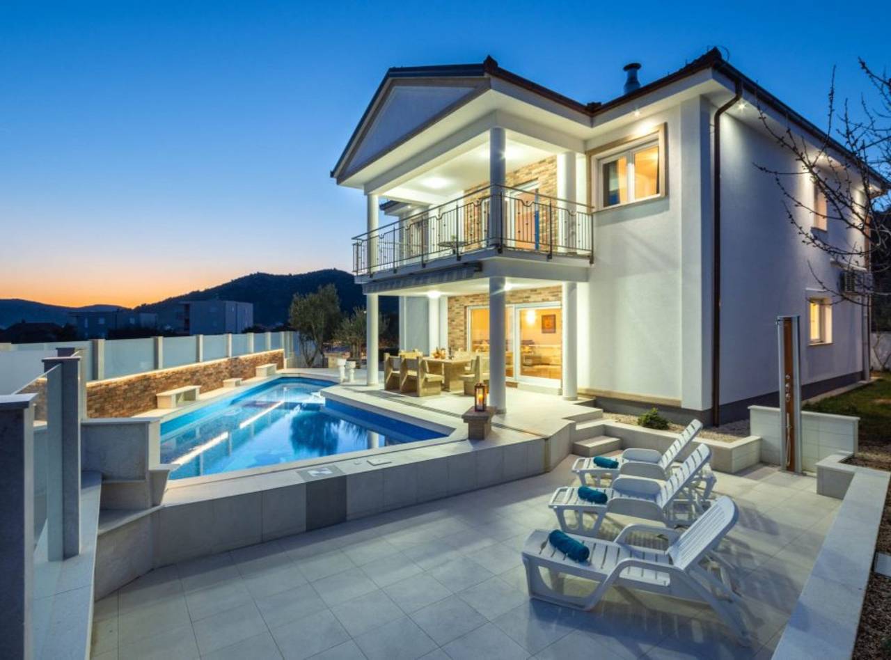 Ganze Wohnung, One-Bedroom Apartment with Balcony and Sea View -Relax in Pomena, Mljet