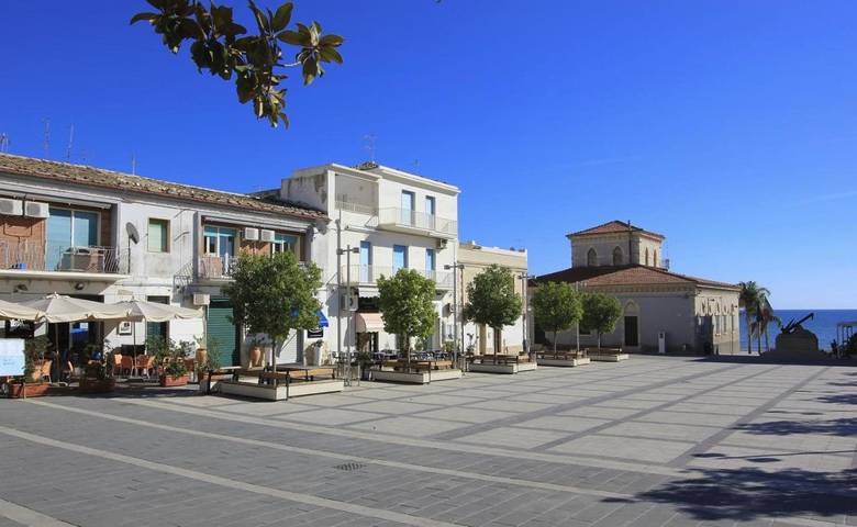 Gîte pour 5 personnes, avec Balcon et Vue à Marina di Ragusa - 2