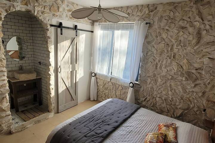 Chambre d’hôte pour 2 personnes, avec jardin