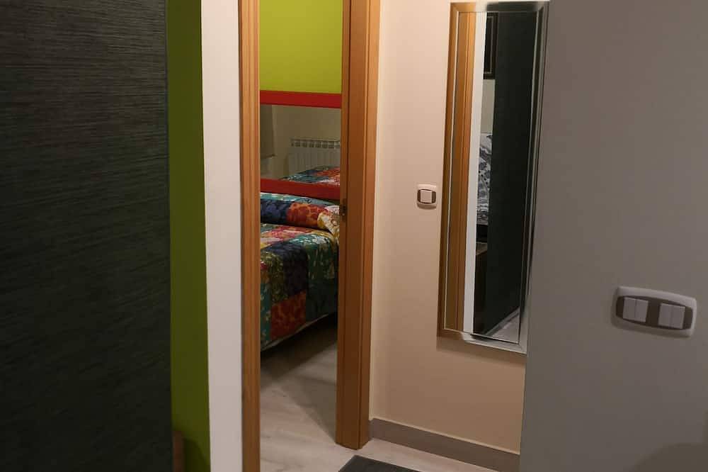 Appartamento intero, Confortevole Appartamento Arredato in Oviedo, Montagne Cantabriche