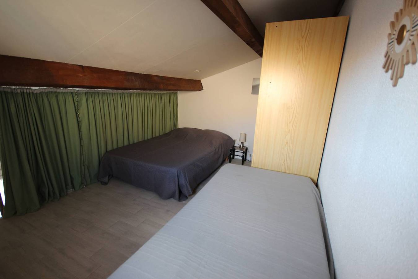 Apartamento vacacional entero, Corner villa located in a secured residence with pool, for 5 persons, airco in the kitchen, at only 400m from the beach in Portiragnes Plage, Portiragnes