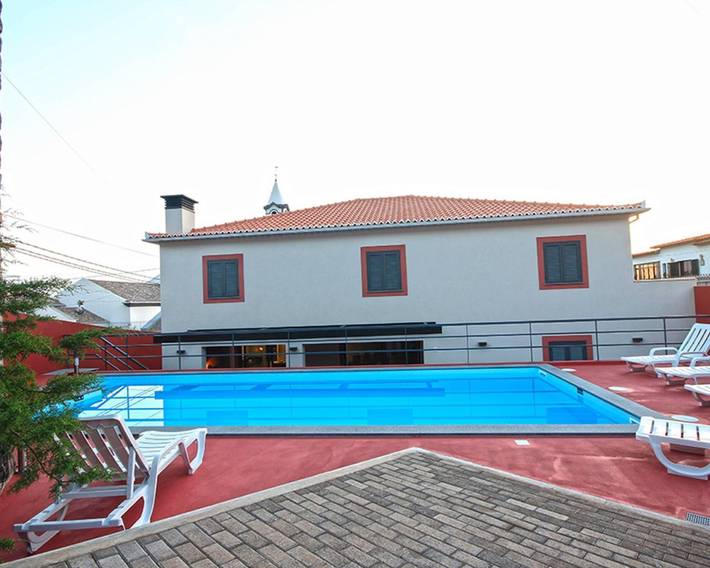 Location de vacances pour 12 personnes, avec jardin dans Arco da Calheta - 2