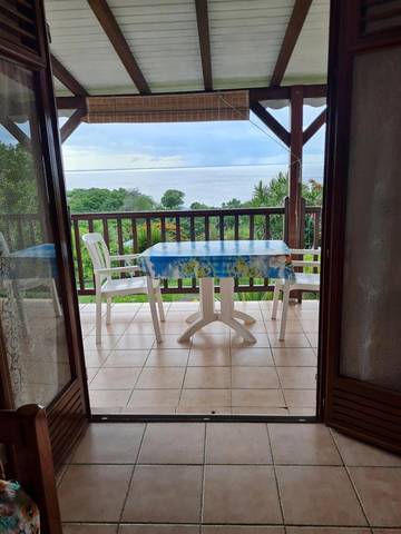 Gîte pour 2 personnes, avec vue et terrasse dans Plage Leroux