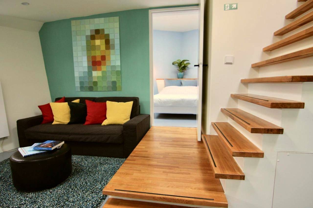 Apartment with Lake View in Amsterdam Oost, Dutch Coast