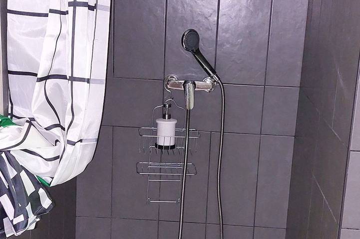 Gîte pour 2 personnes, avec jardin à Solliès-Toucas - 2