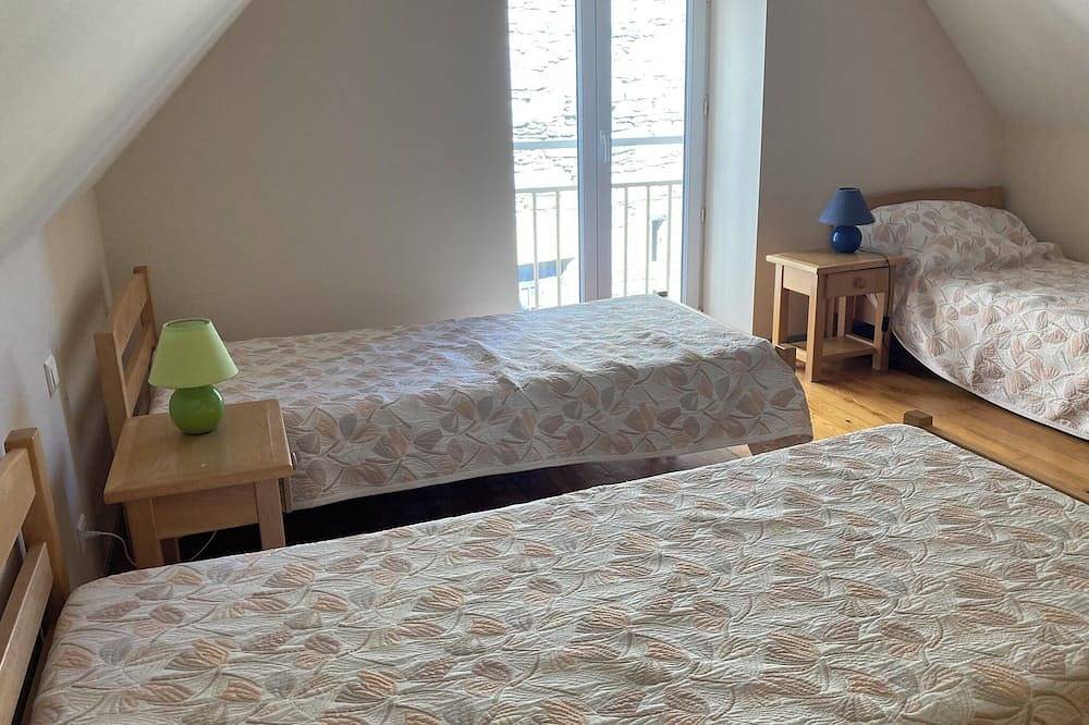 Gîte 3 personnes in Castelnau-de-Mandailles, Parc naturel régional de l'Aubrac